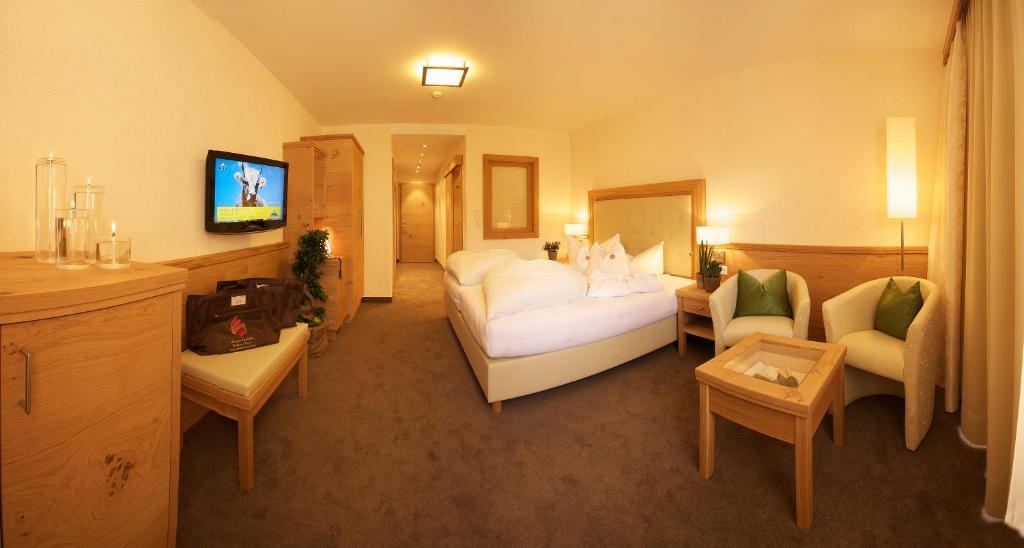 Hotel Dreisonnen Зерфаус Екстериор снимка